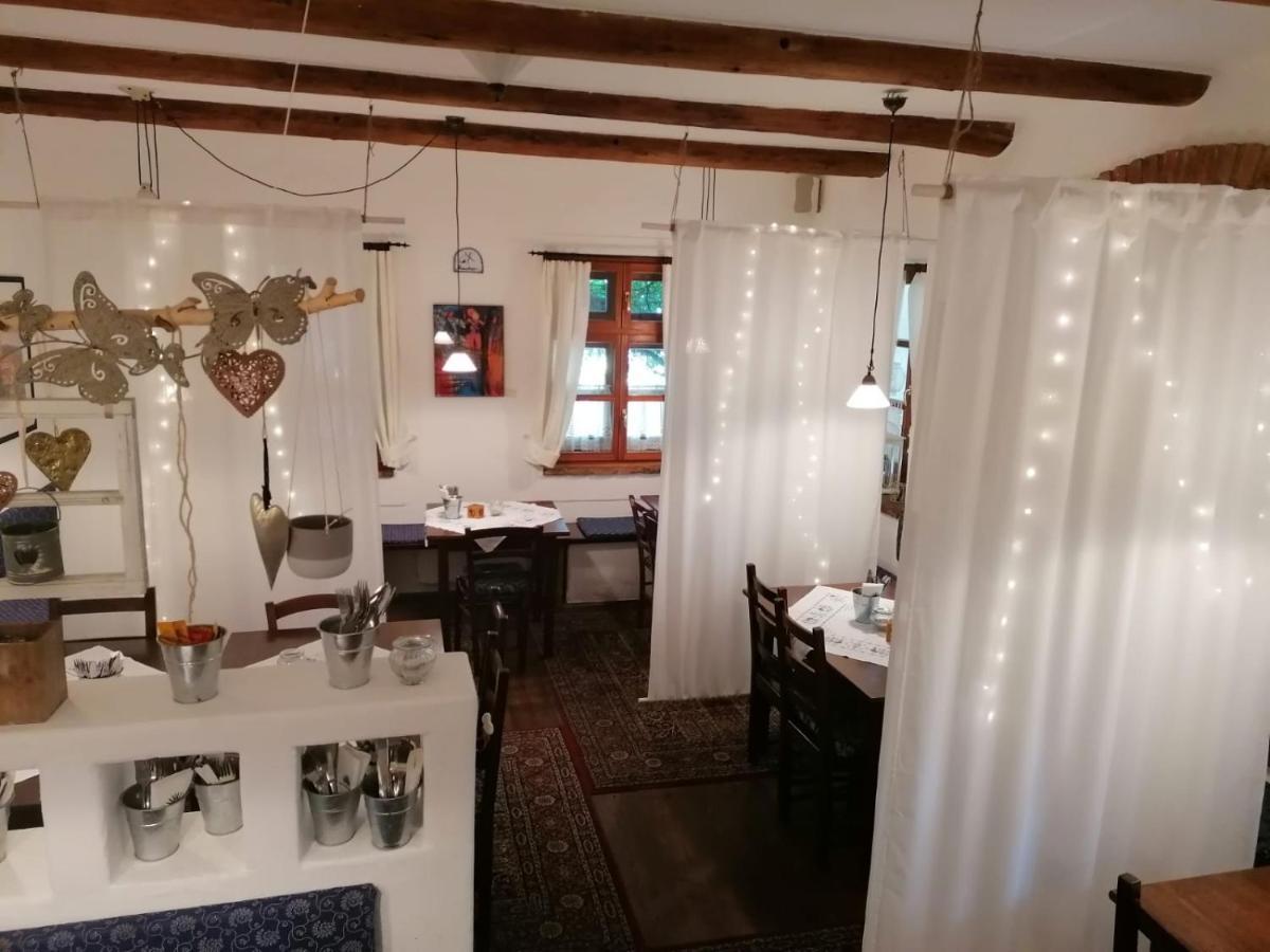 Oleander Romantik Zimmer Trausdorf an der Wulka Extérieur photo